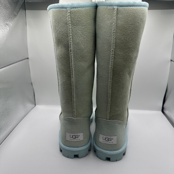 Ugg Australia Classic Tall #5845 Tall Sheepskin Light Blue Threadsole Sz 8 - Picture 4 of 9